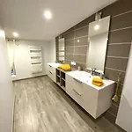 فندق مبيت وإفطار Lou Cantou 3*