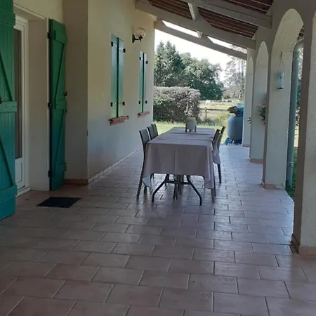 Lou Cantou Bed & Breakfast