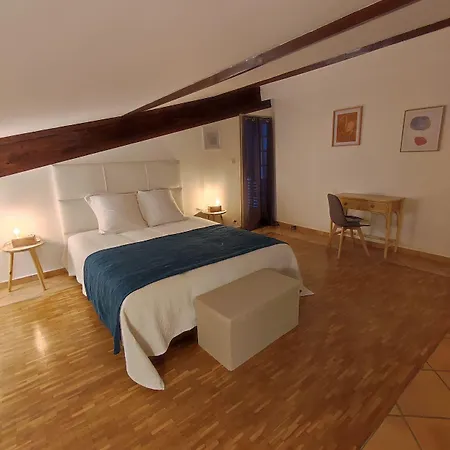 Lou Cantou Bed and Breakfast